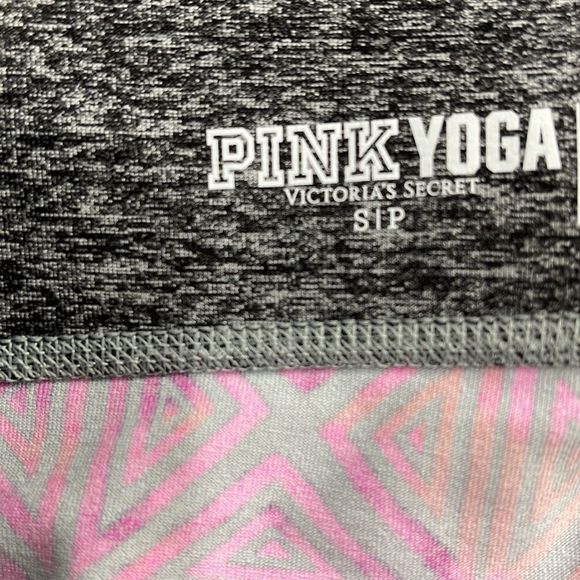 Women’s Victoria Secrets Pink Yoga Multicolored Crop Logo Legging’s (S) DY22 - Picture 3 of 8